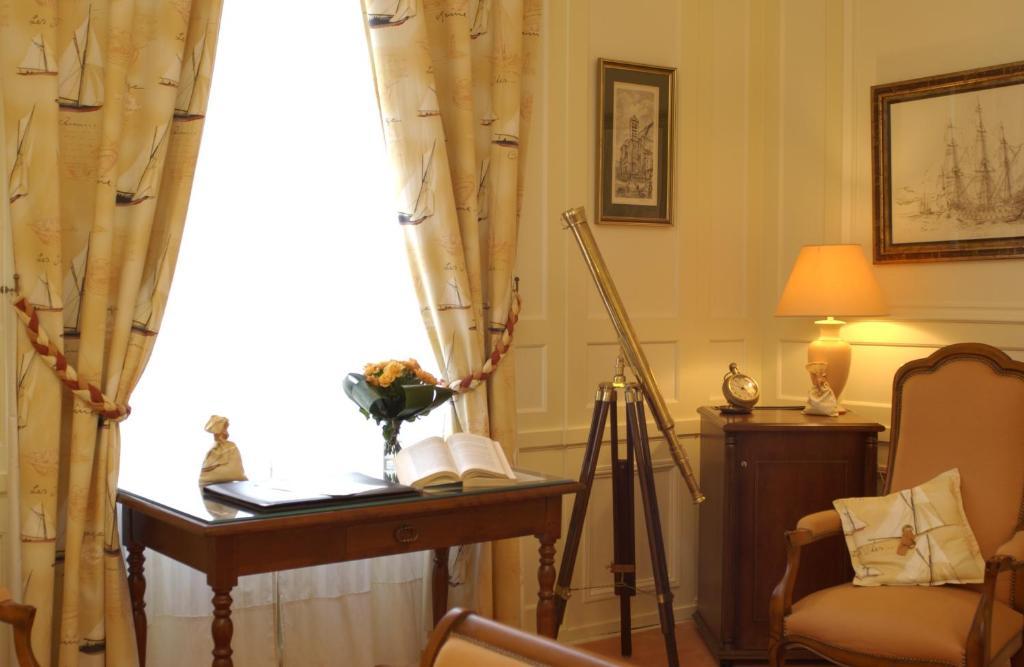Malouiniere Le Valmarin Otel Saint-Malo Oda fotoğraf